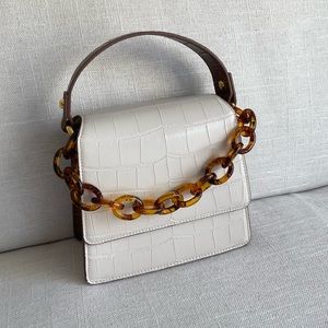 🆕 JW PEI Acrylic Chain Bag Beige & Brown Croc